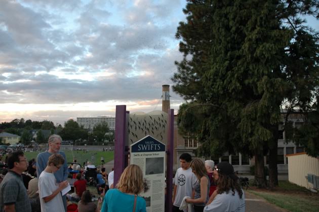 4 Crowd at Chapman Elementary Photo Mike Houck