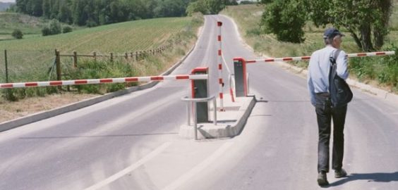 The Art of the Detour: An Invitation to Poetic and Political Drift